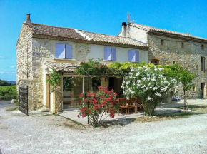 Maison de 3 chambres avec piscine partagee jardin clos et wifi a Saint Victor la Coste